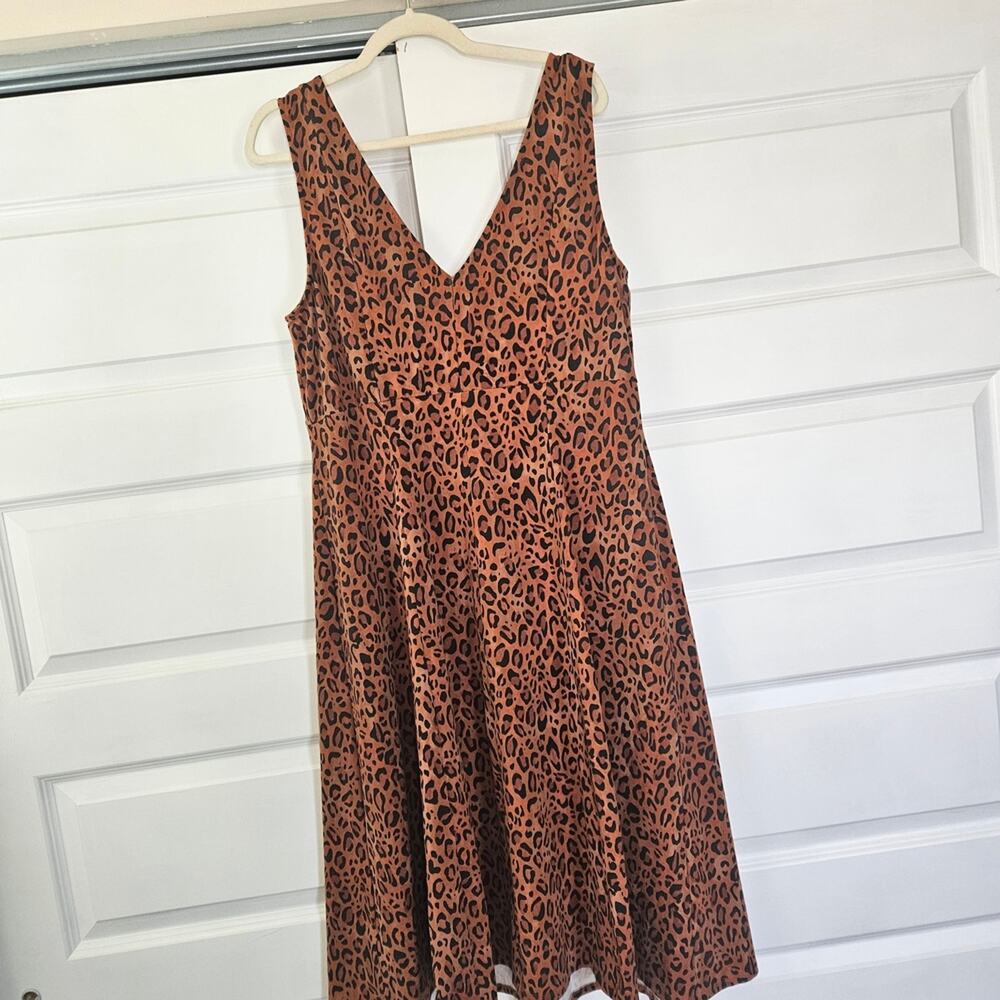 Ava & Viv Leopard Print Midi Dress - Plus Size 2XL - V-Neck A-Line with Slit - Picture 4 of 7